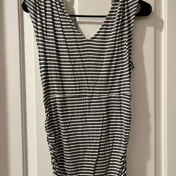 WHBM STRIPPED TOP - Picture 3 of 4